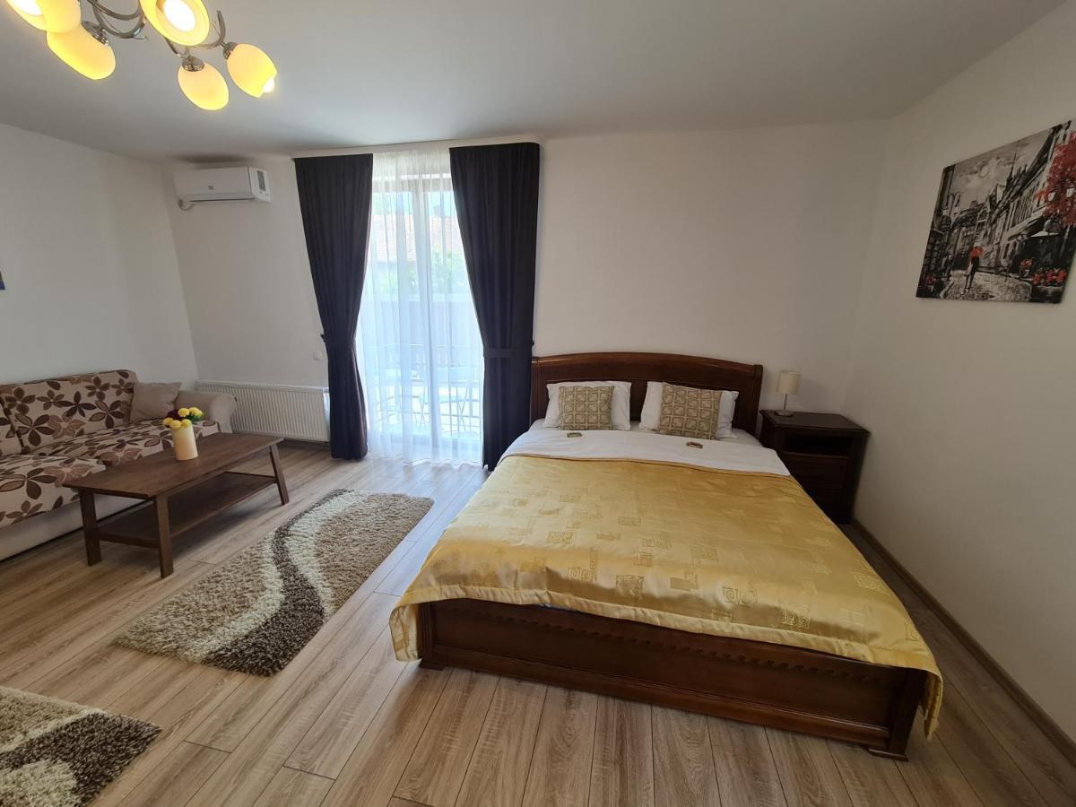Select City Center Targu-Mures Bagian luar foto